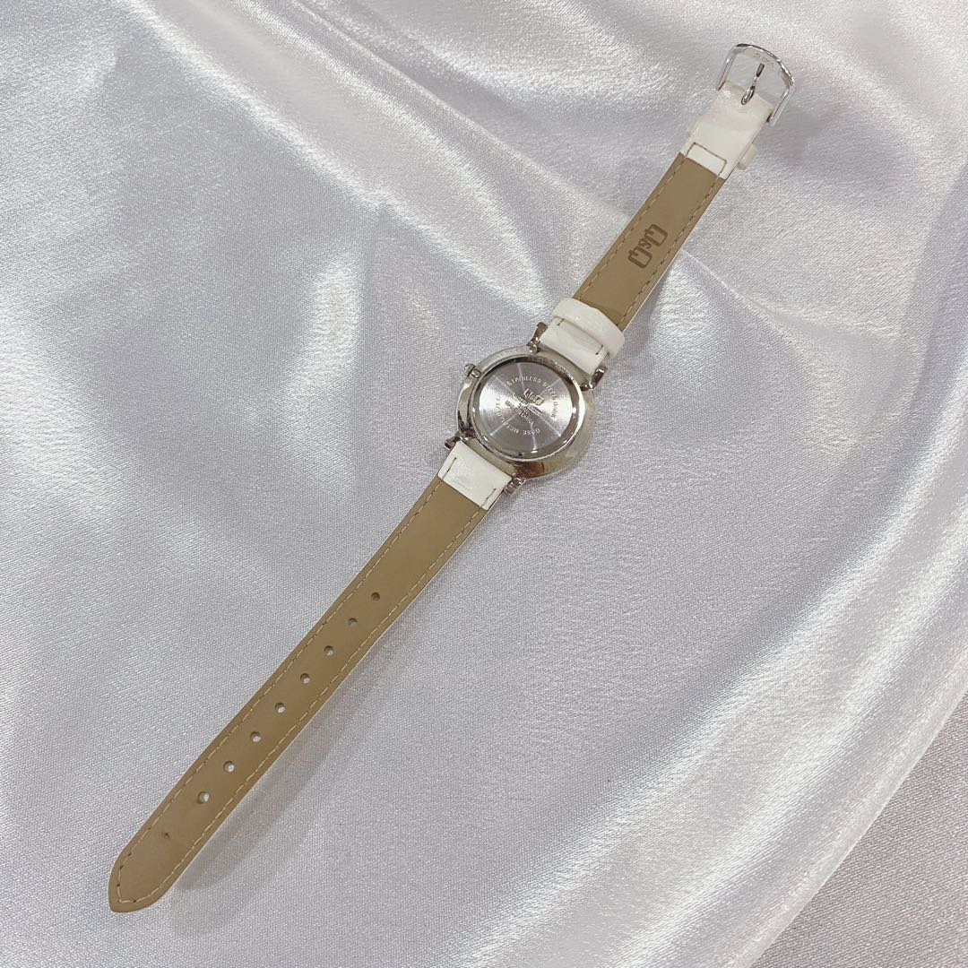 Citizen Q&q Analog Quartz Women
