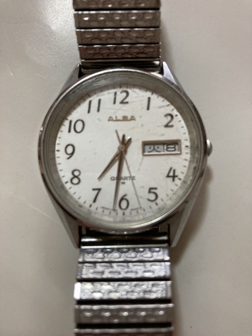 Seiko Alba Y563-8030 Analog Quartz Men