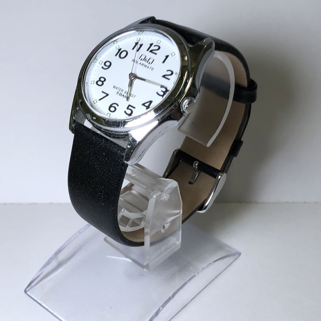 Citizen Q&q Analog Solar Men