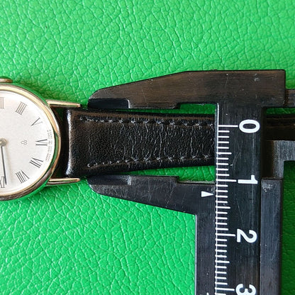 Seiko Chario 1400-0390 Analog Quartz Women