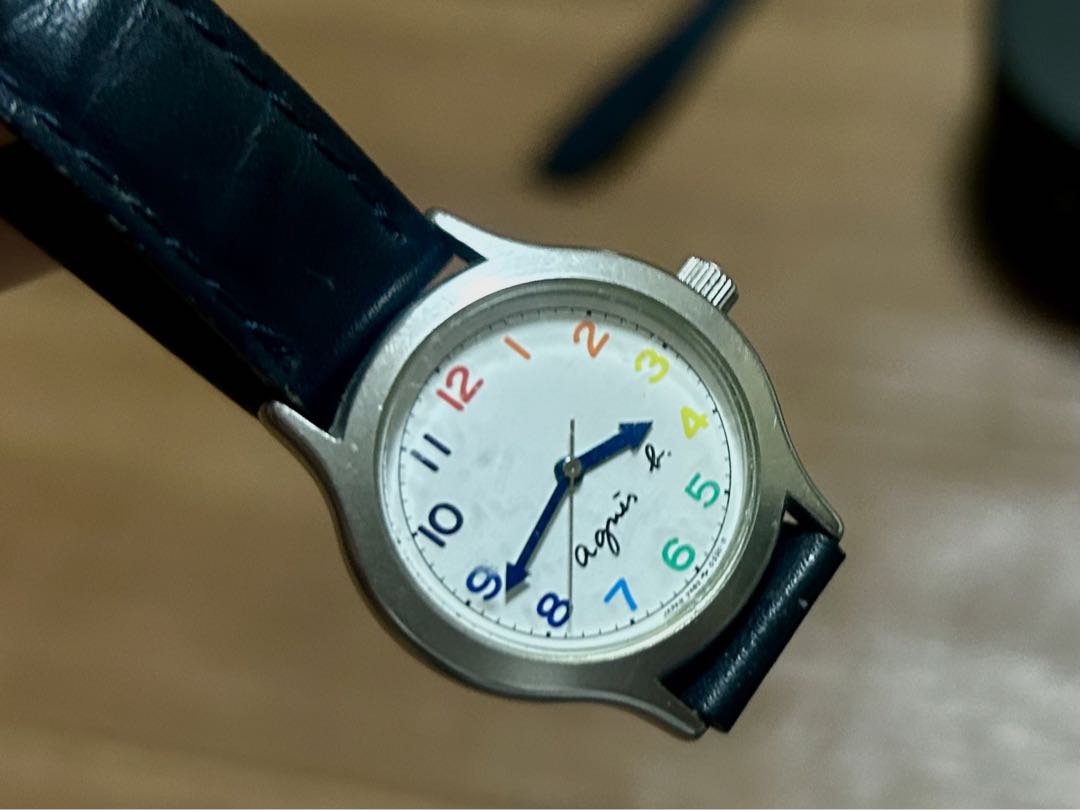 Agnes B. Analog Quartz Women