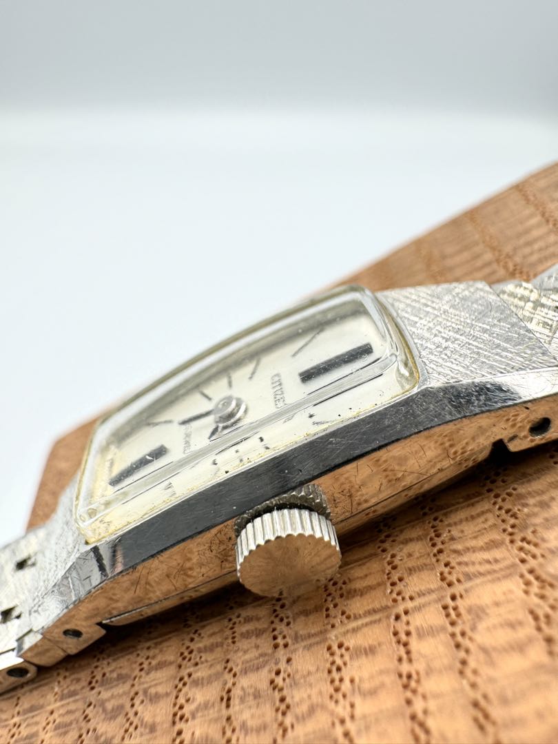 Citizen 21 Jewels 4-330668 Analog Mechanical (Manual) Women Silver Dial Women'S Antique Wristwatch