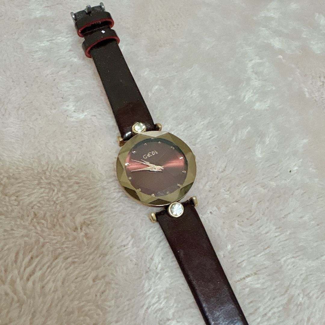 Gedi Analog Quartz Women