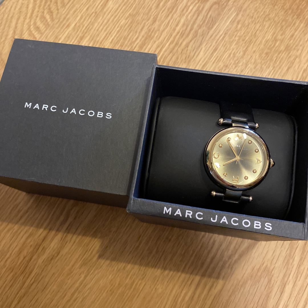 Marc By Jacobs Analog Quartz Women