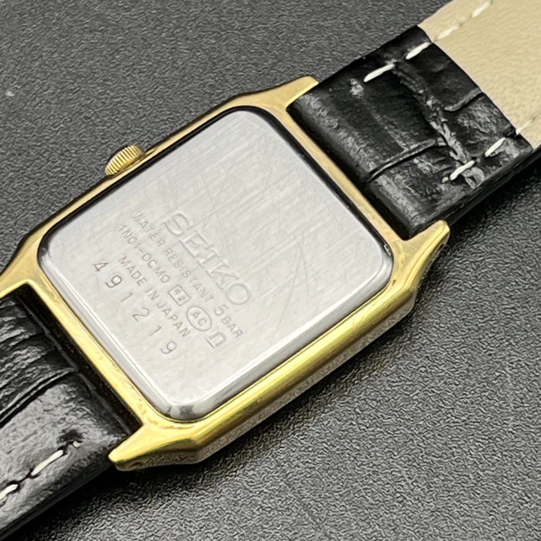 Seiko Analog Quartz Women