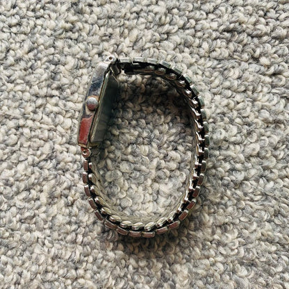 Agnes B. Analog Quartz Women