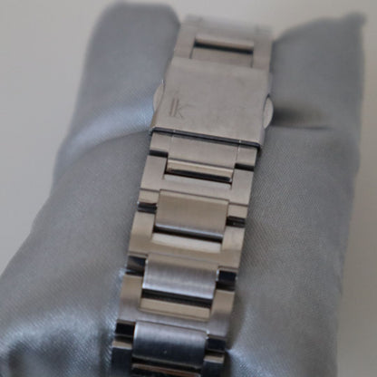 Seiko lk/lukia SSVL047 Analog Quartz Women