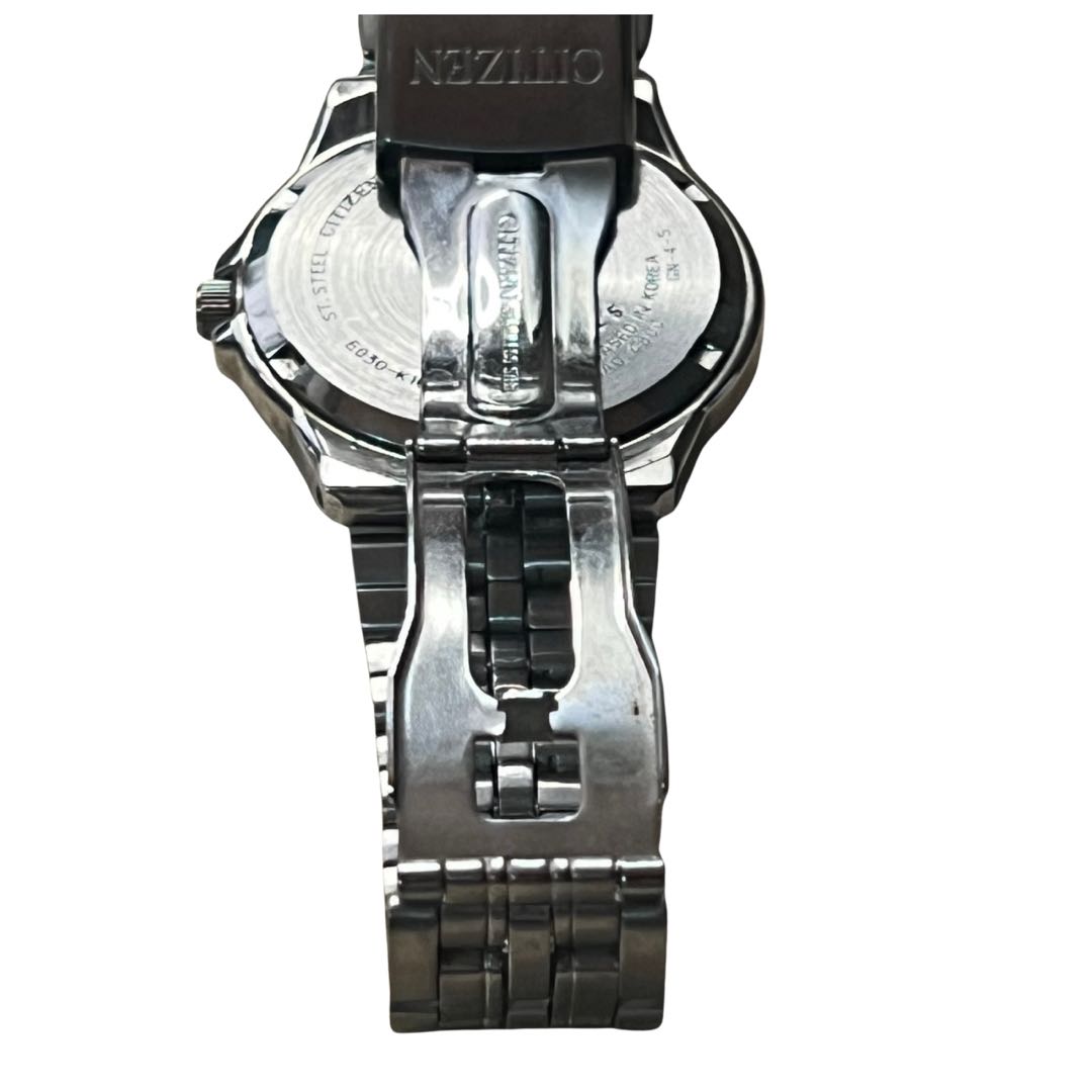 Citizen E030-K16253 Analog Solar Men