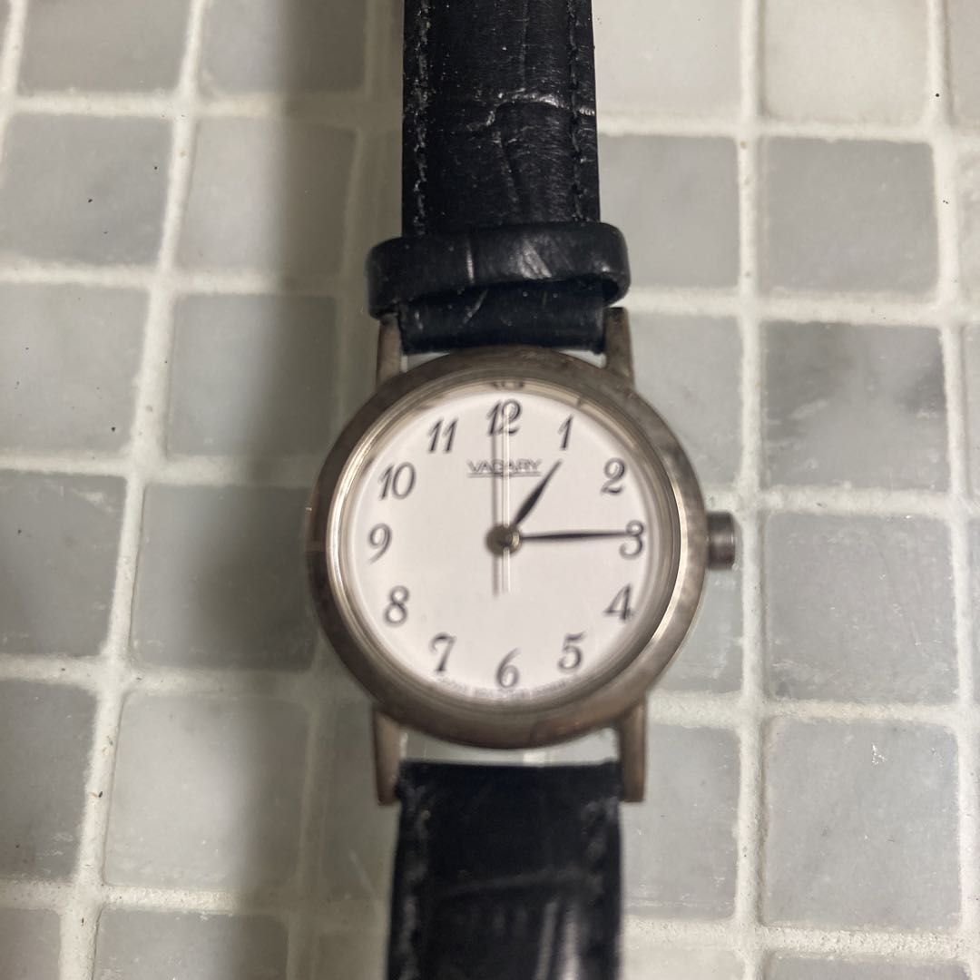 VAGARY Analog Quartz Women Women