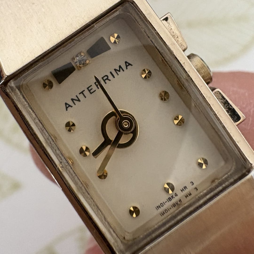 Anteprima Analog Quartz Women