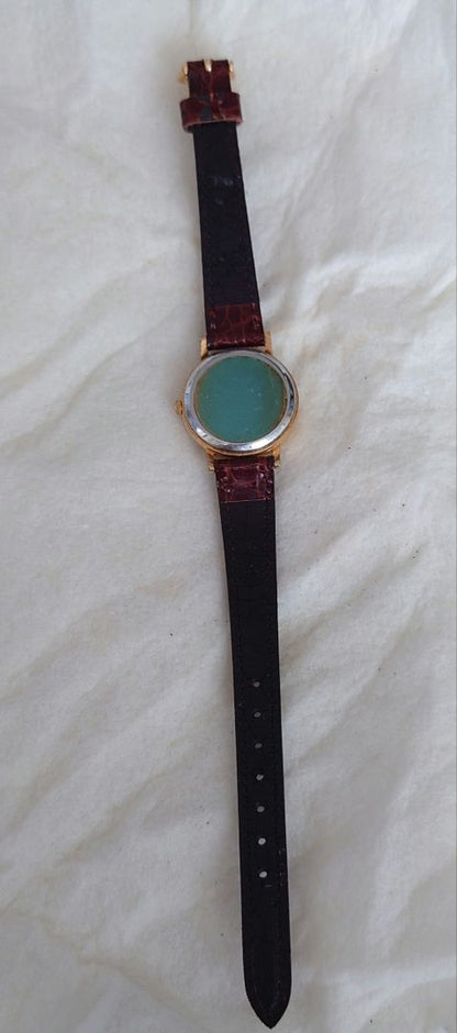 Seiko Disney V811-2520 Analog Mechanical (Manual) Women