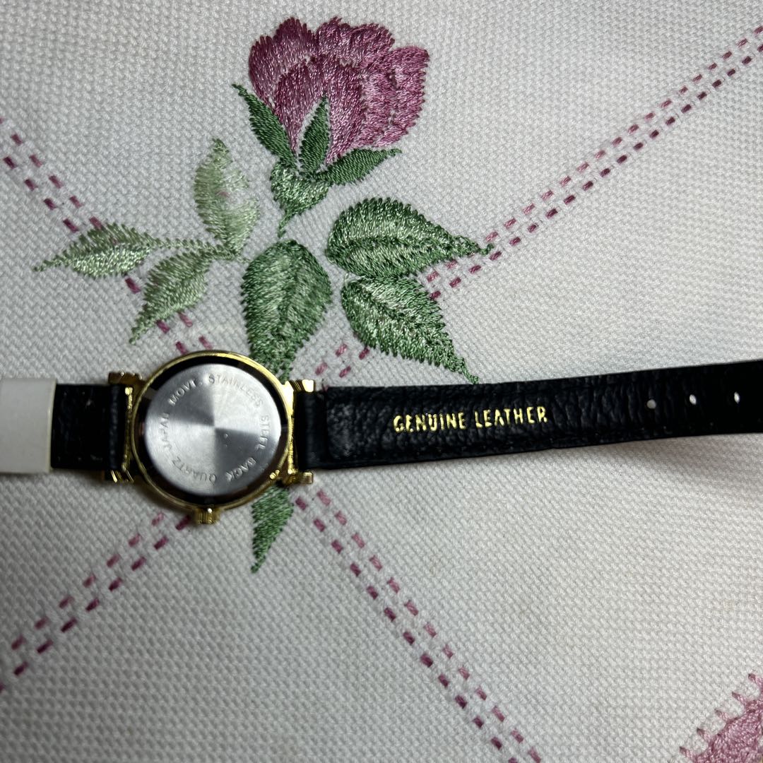 Analog Quartz Women