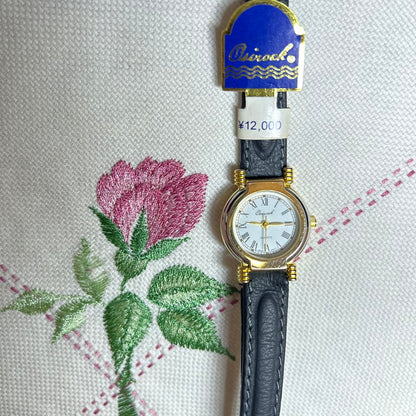 Analog Quartz Women