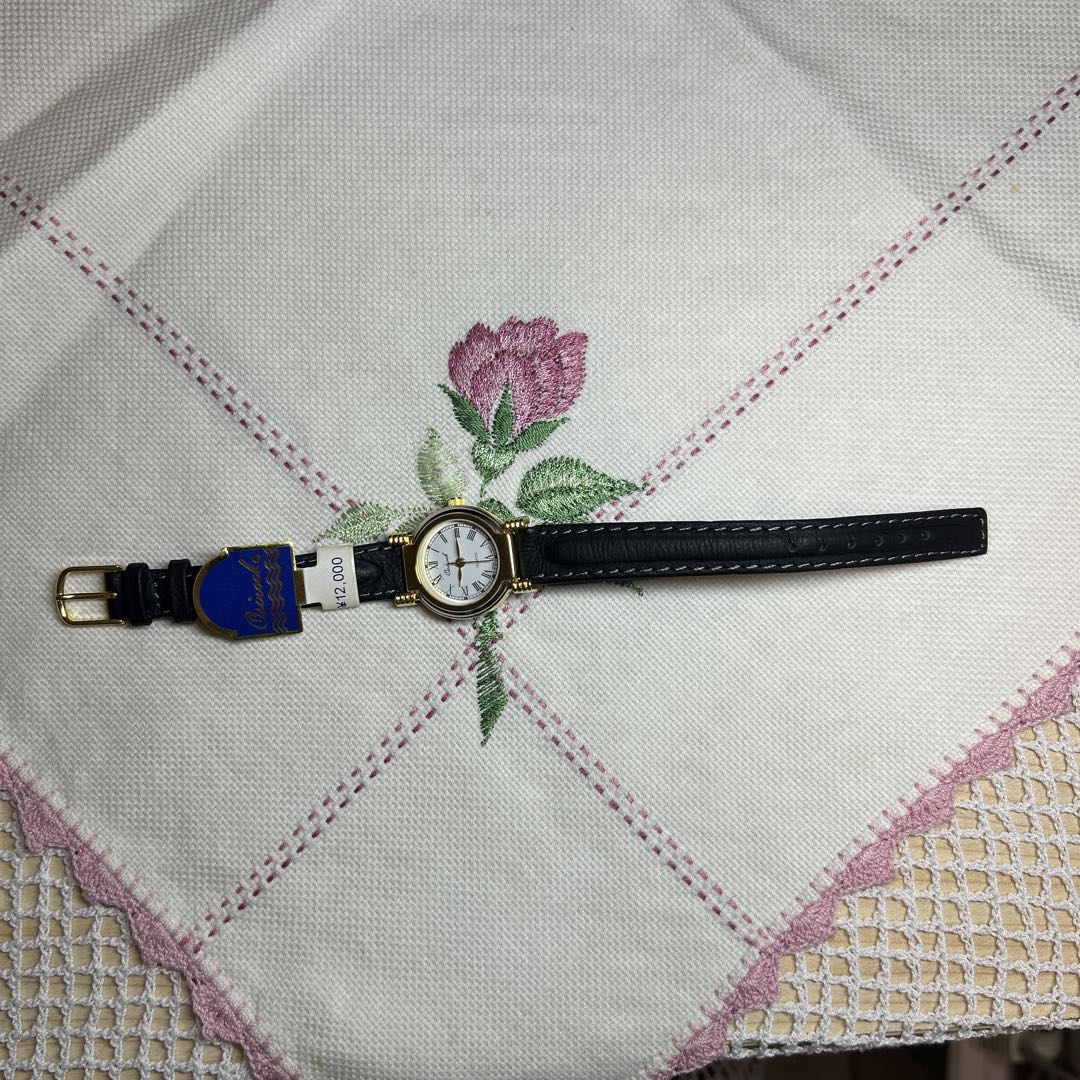 Analog Quartz Women