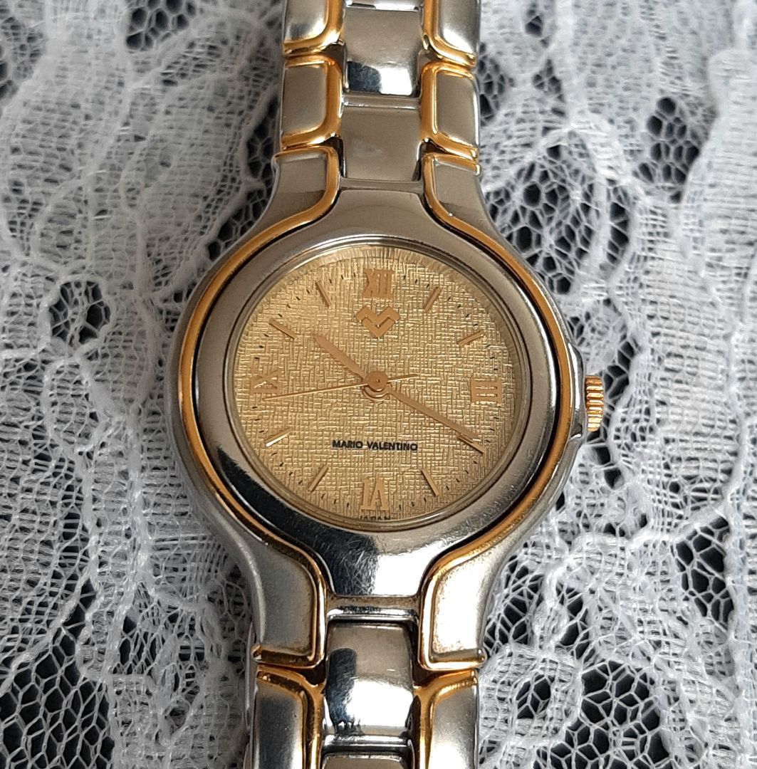 Mario Valentino MJ156 Analog Quartz Women Watch Women'S Excellent Condition