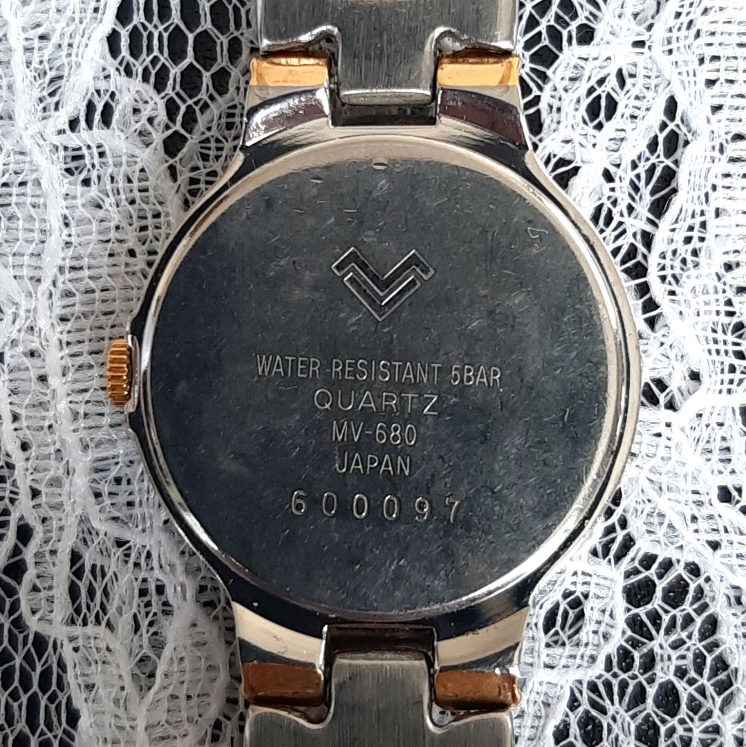 Mario Valentino MJ156 Analog Quartz Women Watch Women'S Excellent Condition