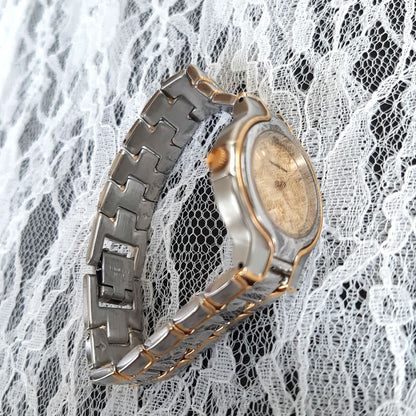 Mario Valentino MJ156 Analog Quartz Women Watch Women'S Excellent Condition