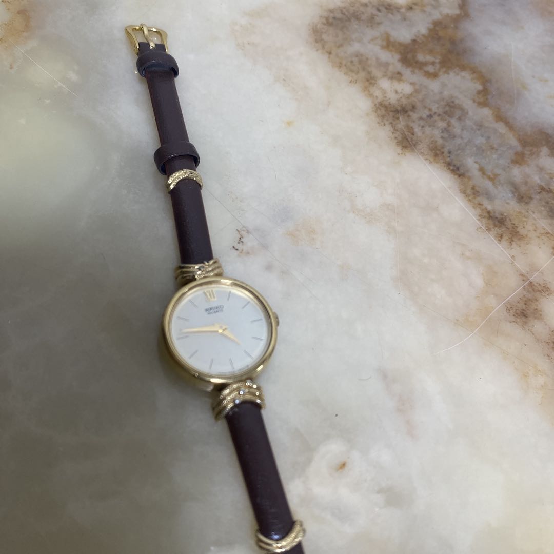 Seiko Analog Quartz Women