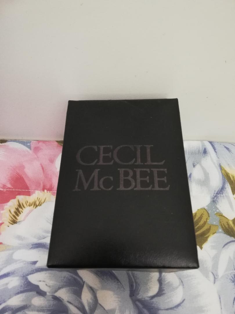 Cecil Mcbee Analog Quartz Women