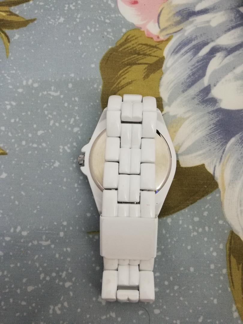 Cecil Mcbee Analog Quartz Women