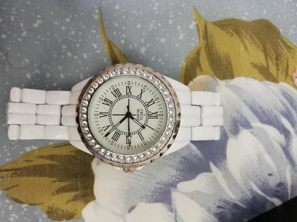 Cecil Mcbee Analog Quartz Women