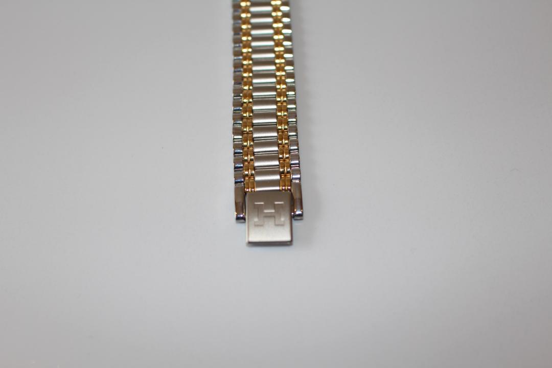 Hilton Analog Quartz Women