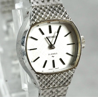 Seiko 11-8080 Analog Mechanical (Manual) Women