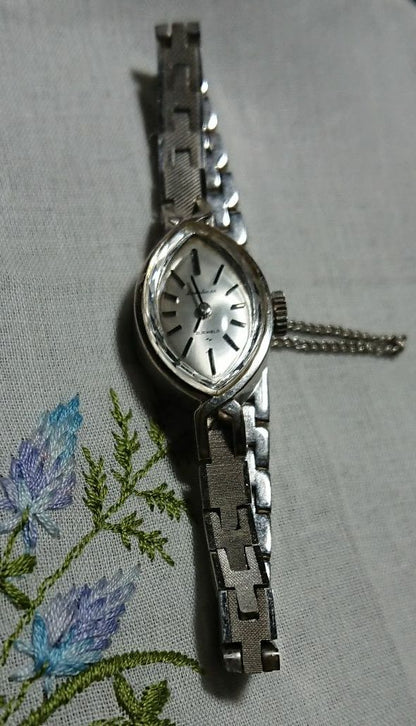 Seiko Analog Mechanical (Manual) Women