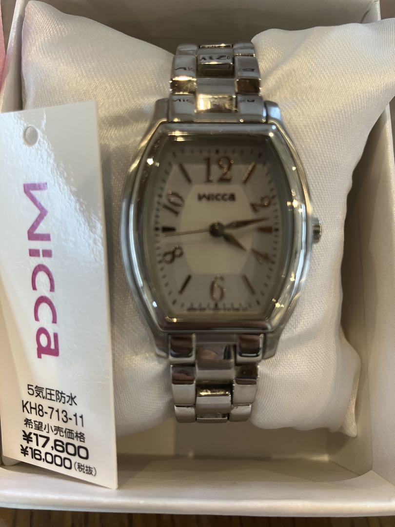 Citizen wicca Analog Solar Women