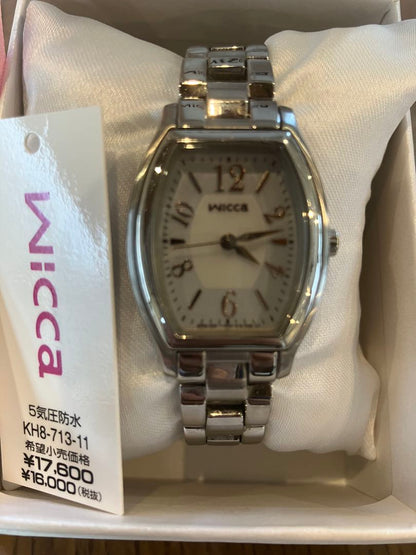 Citizen wicca Analog Solar Women