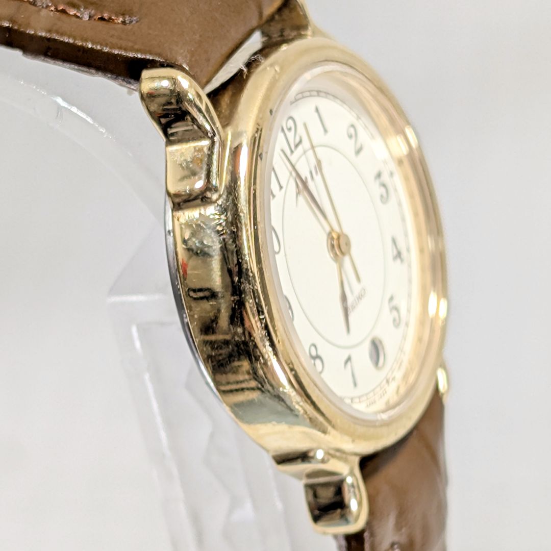 Seiko Avenue Analog Quartz Women Battery & Band Replaced Working Item