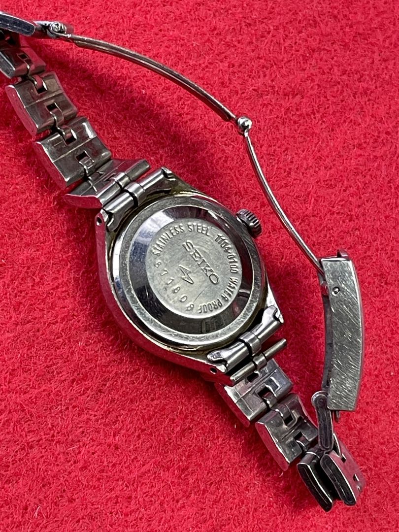 Seiko SALVIA Analog Mechanical (Manual) Women