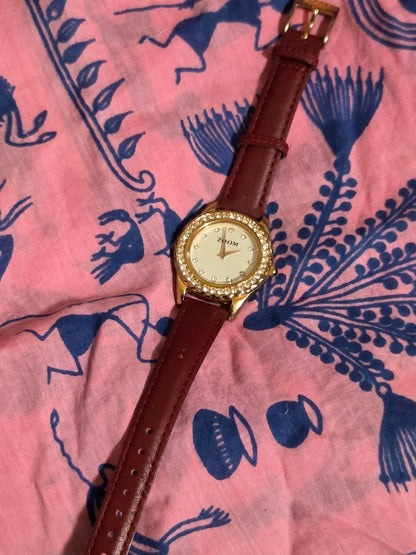 Zoom Analog Quartz Women Watch Women'S Battery Replaced Excellent Condition