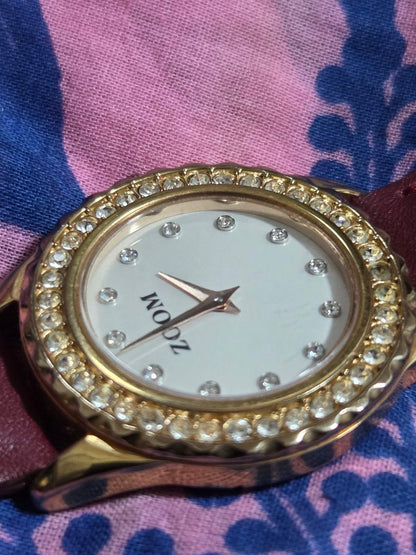 Zoom Analog Quartz Women Watch Women'S Battery Replaced Excellent Condition