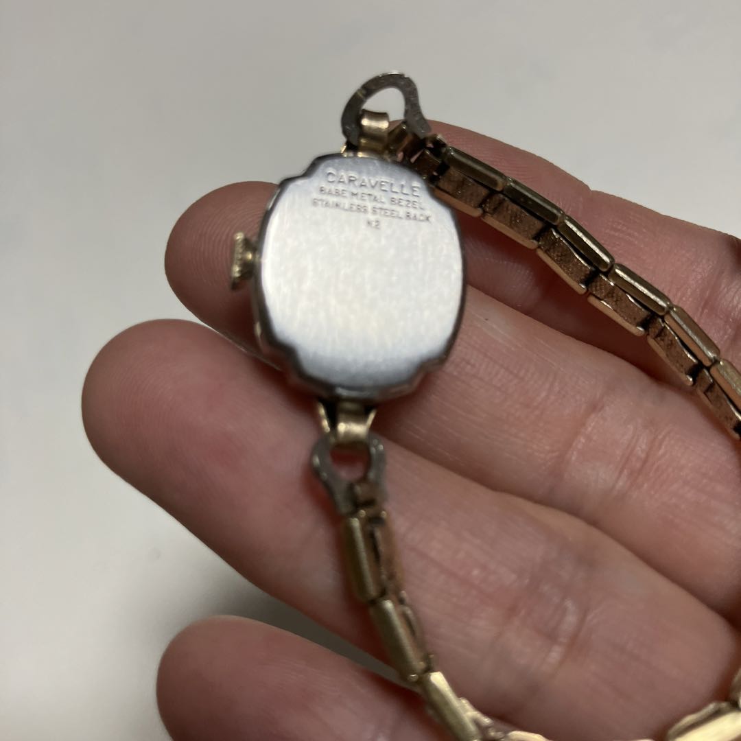 CARAVELLE Analog Mechanical (Manual) Women