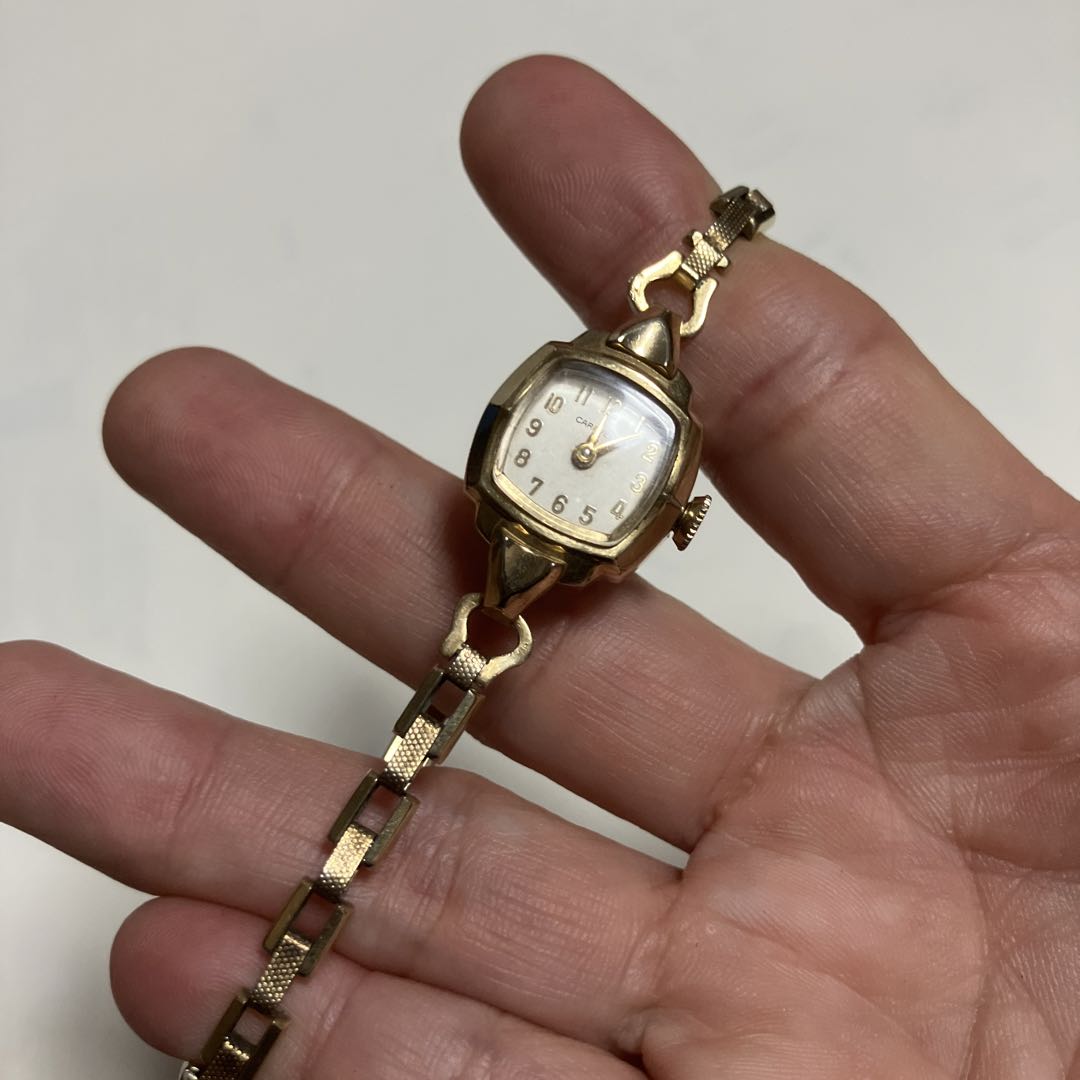 CARAVELLE Analog Mechanical (Manual) Women