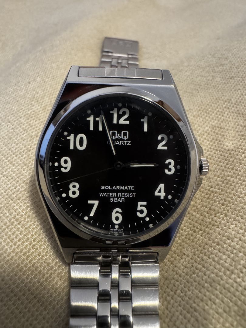 Citizen Q&Q H980-205 Analog Solar Men