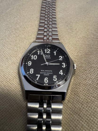 Citizen Q&Q H980-205 Analog Solar Men