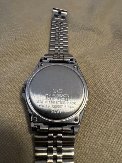 Citizen Q&Q H980-205 Analog Solar Men