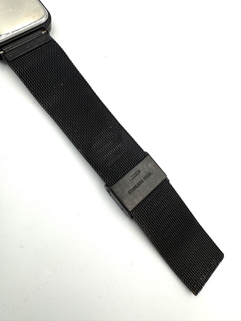 Independent Analog Quartz Men Watch