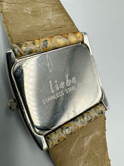 Liebe Analog Quartz Women Watch