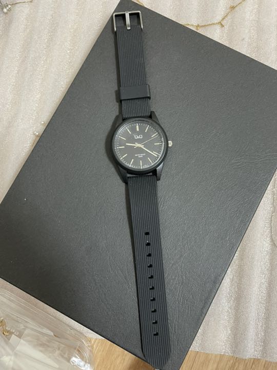 Citizen Q&q 0 Analog Quartz Men