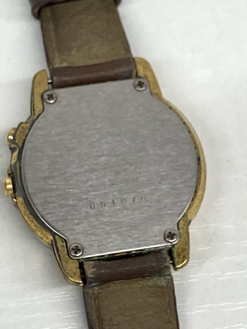 Analog Quartz Women