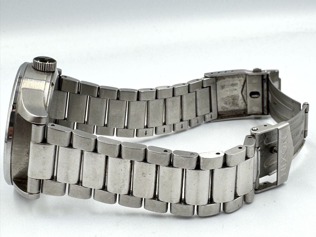 Nixon Analog Quartz Men Watch