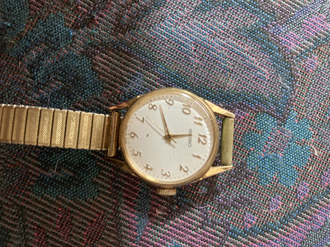 Seiko 1104-0031 Analog Mechanical (Manual) Women
