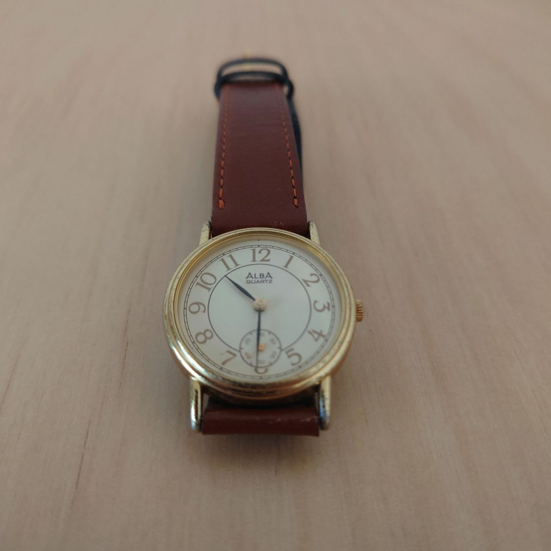 Seiko Alba V253-0021 Analog Quartz Women