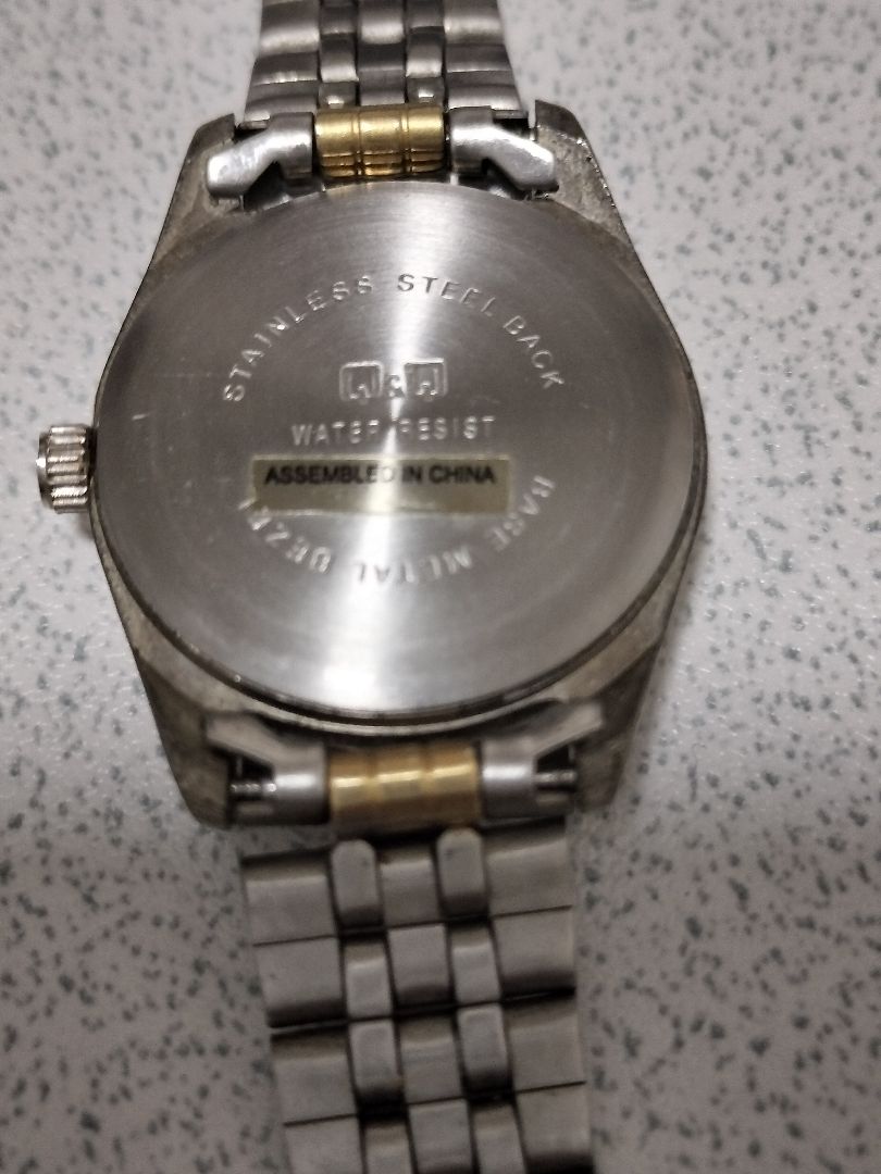 CITIZEN Q&Q Falcon Analog Quartz Women