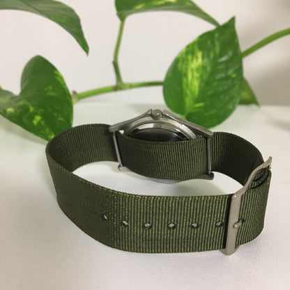 KCs Analog Quartz Men インディアンデザイン Watch