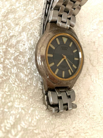 Citizen Analog Quartz Men