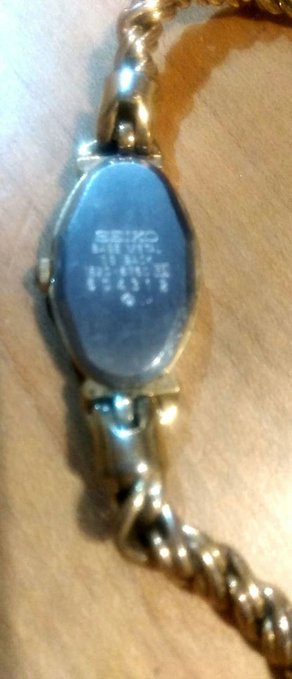 Seiko Analog Quartz Women